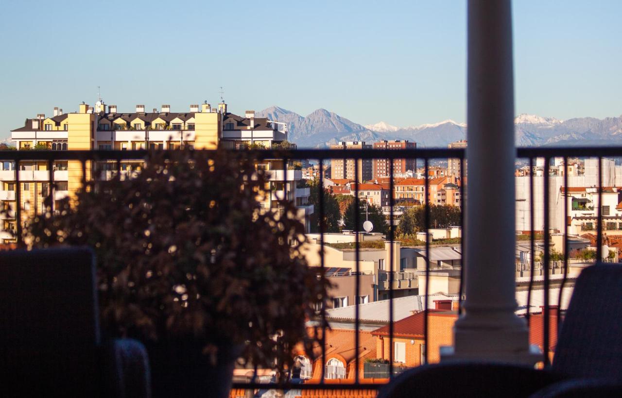 Apartamento Stelvio Rooftop - Penthouse Skyline With Terrace And Jacuzzi